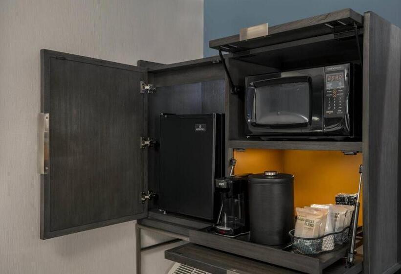 이그제큐티브 룸 퀸침대, Courtyard By Marriott Montreal Laval