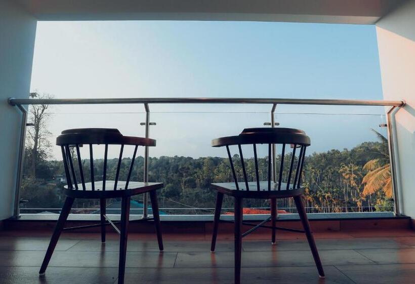带阳台的豪华间, Saffron Wayanad