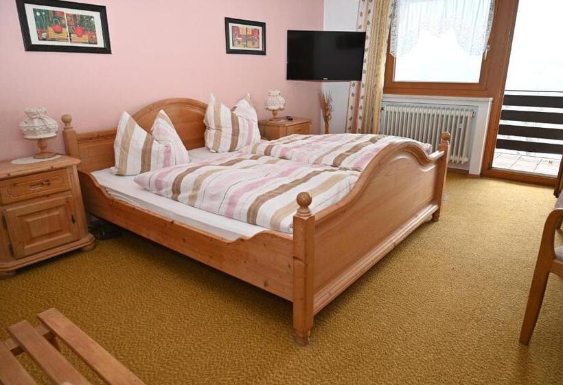 Номер Стандарт, Pension Klein