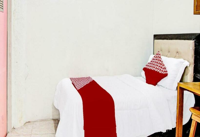 Номер Deluxe, Oyo 91986 Annajah Homestay Syariah