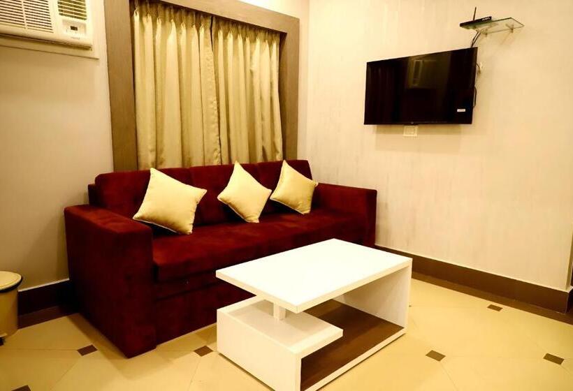 Номер Superior, Avenue Plaza ! Serampore   Samrat Restaurant, N S Avenue