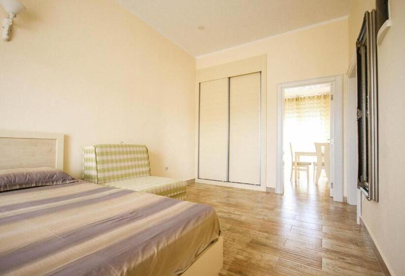 آپارتمان 1 خوابه, Apartaments Crown Silvia