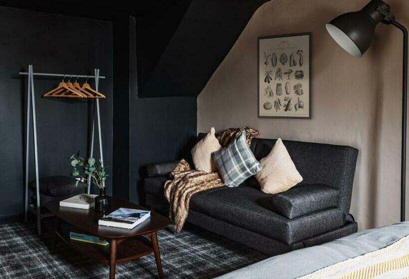 Номер Стандарт, Cardross Inn