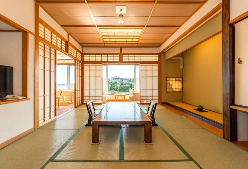 Семейный Номер, Ooedo Onsen Monogatari Premium Hotel Sokan