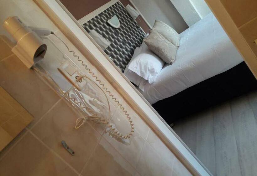 Номер Комфорт, Hôtel De La Mer