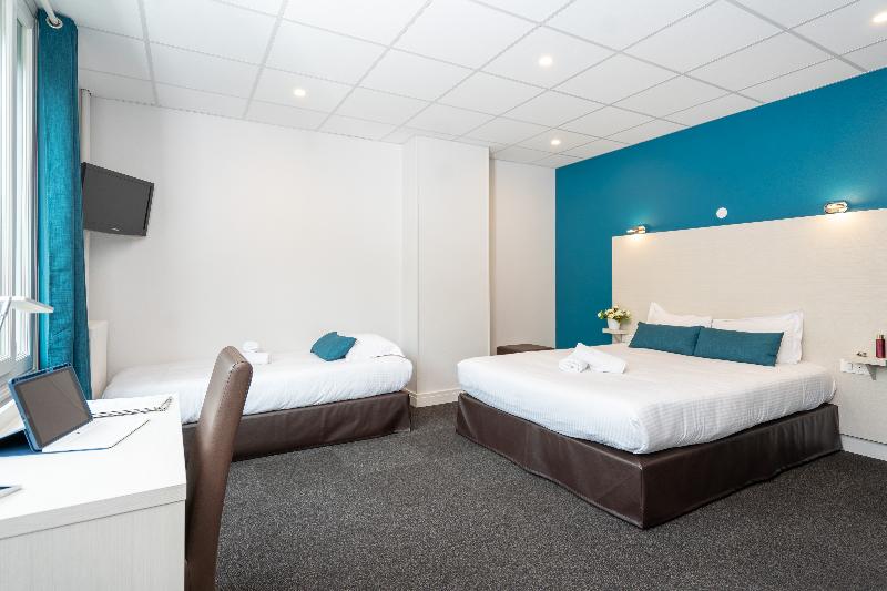 חדר סטנדרט לשלושה, Logis Hotel Du Chateau