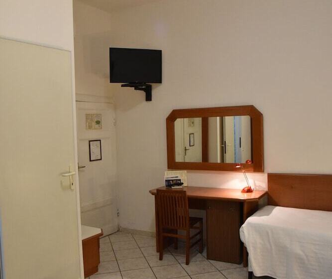 标准三人间, Antico Hotel Moderno