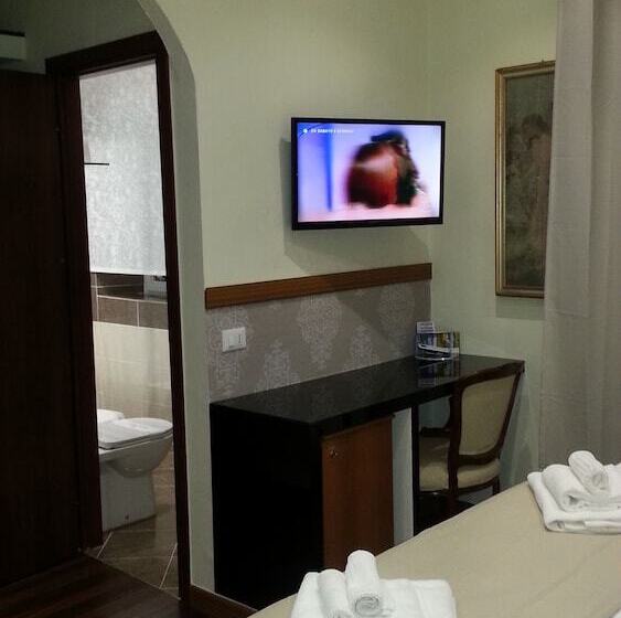 四人标准间, Antico Hotel Moderno