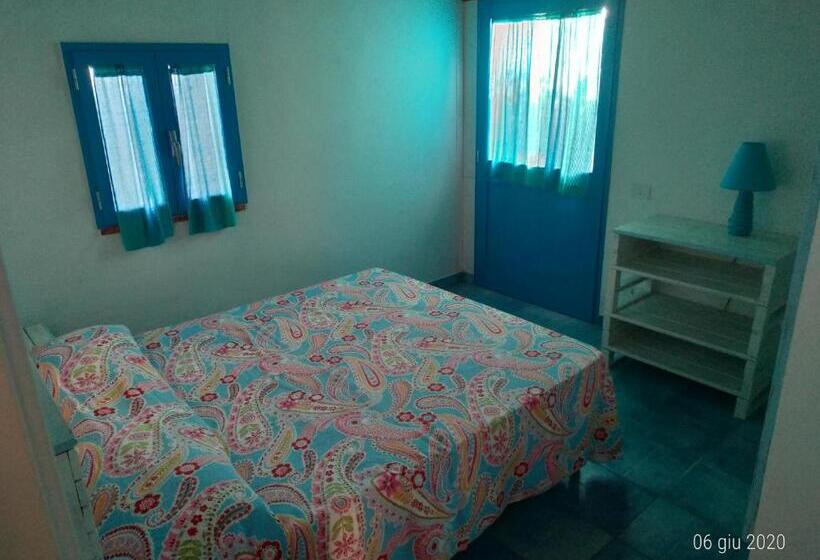 Бунгало Стандарт, Bed & Breakfast Laino