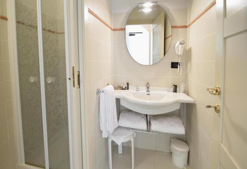 Номер Комфорт, Boutique Antiche Mura