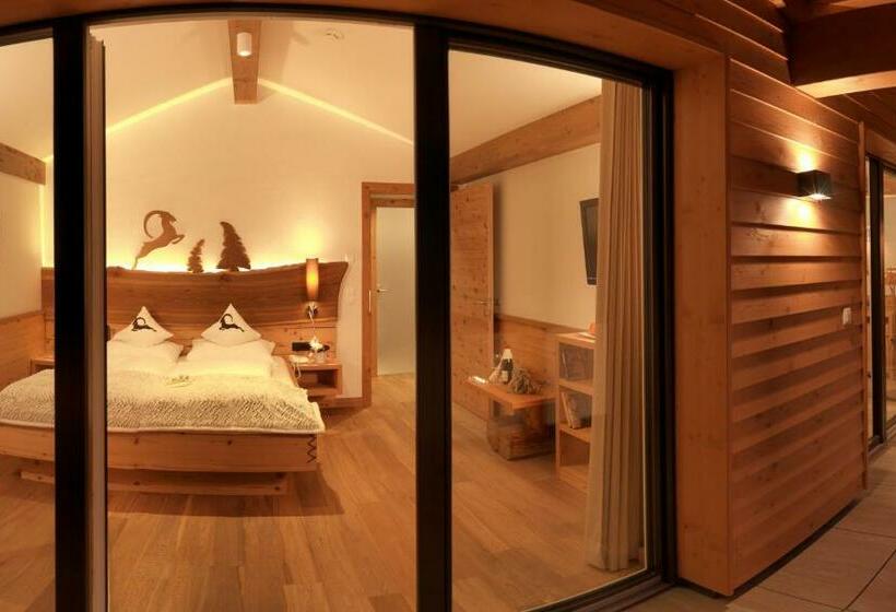 Люкс Повышенной Комфортности, Montresor Hotel Pfeldererhof