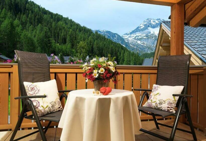 Полулюкс с Балконом, Montresor Hotel Pfeldererhof