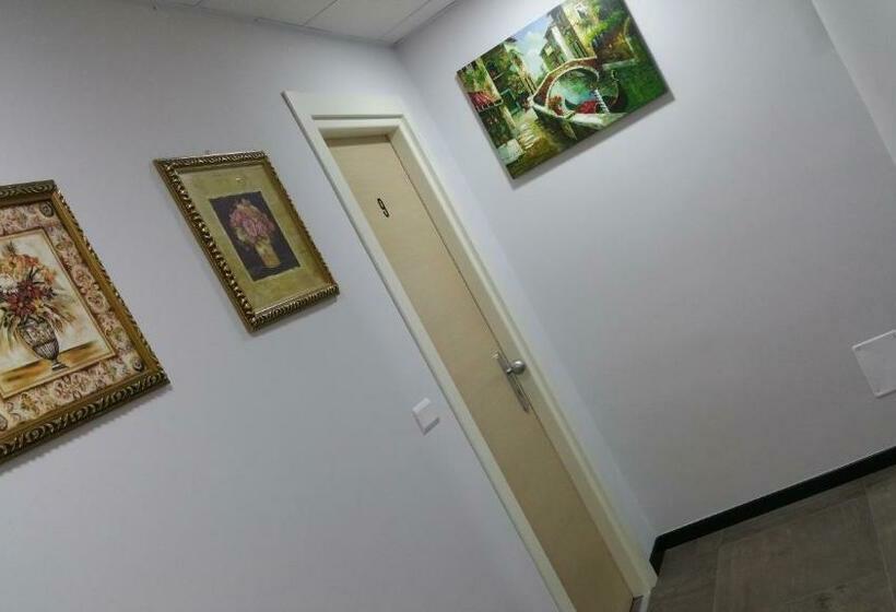 اتاق استاندارد یک نفره, Tommaseo