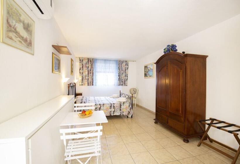 Студия Стандарт, Agriturismo Posta Pastorella