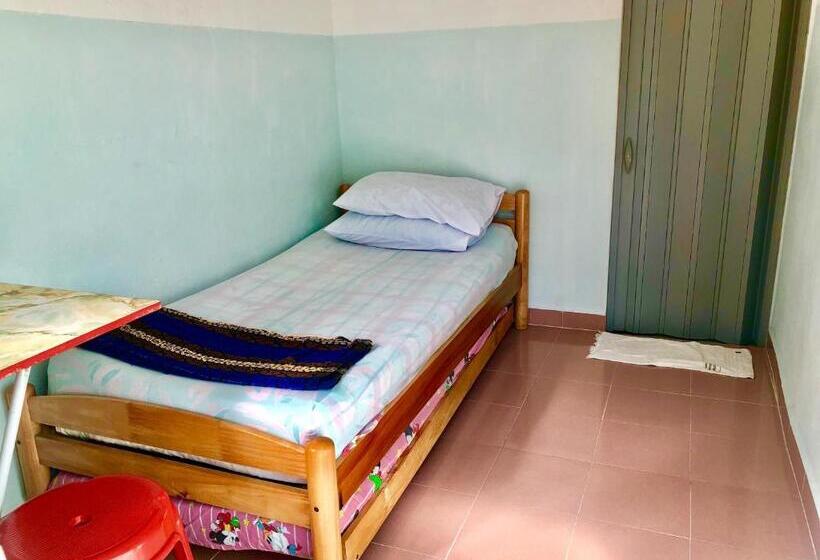 Номер Стандарт, Baba Guest House