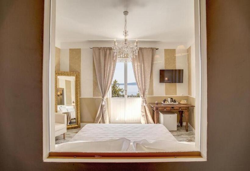 주니어 스위트 호수 전망, Borgo Vistalago