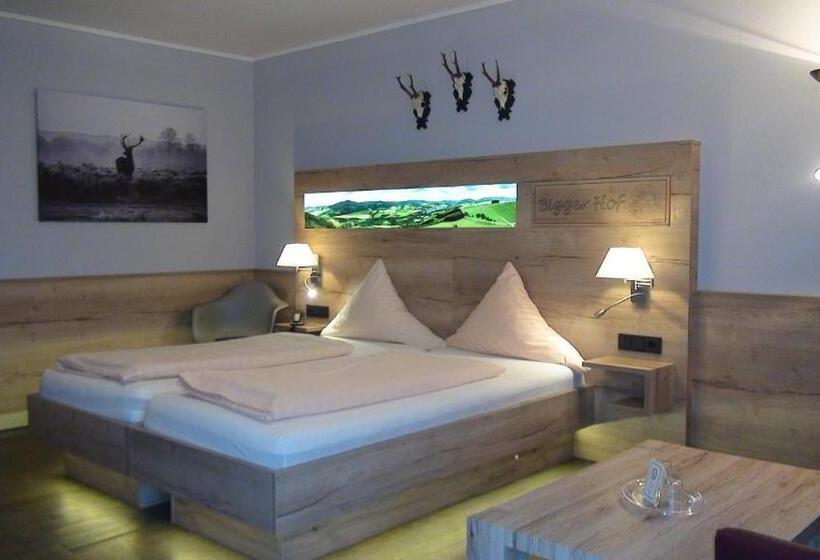 Номер Deluxe, Bigger Hof   Wirtshaus Platzhirsch Am Jahnplatz