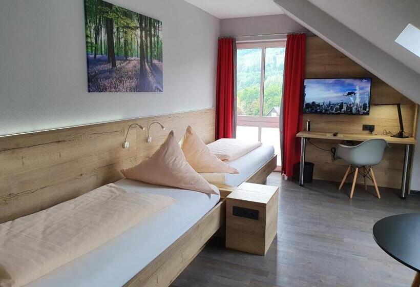Апартаменты 1 Спальня, Bigger Hof   Wirtshaus Platzhirsch Am Jahnplatz