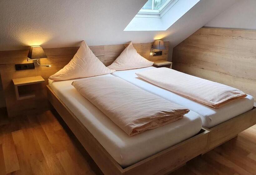 Апартаменты 1 Спальня, Bigger Hof   Wirtshaus Platzhirsch Am Jahnplatz