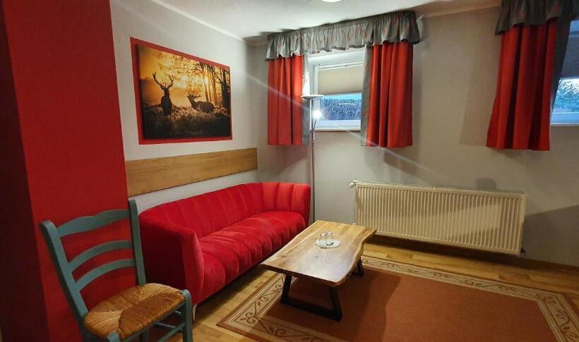 Апартаменты 1 Спальня, Bigger Hof   Wirtshaus Platzhirsch Am Jahnplatz