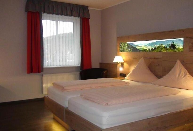 Номер Стандарт, Bigger Hof   Wirtshaus Platzhirsch Am Jahnplatz