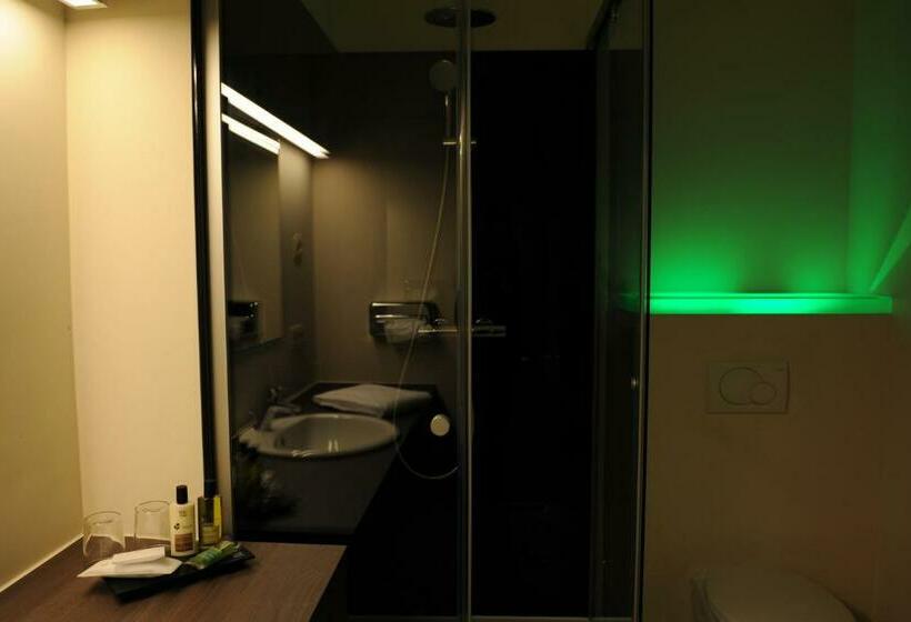 اتاق لوکس, Charmehotel Villa Saporis