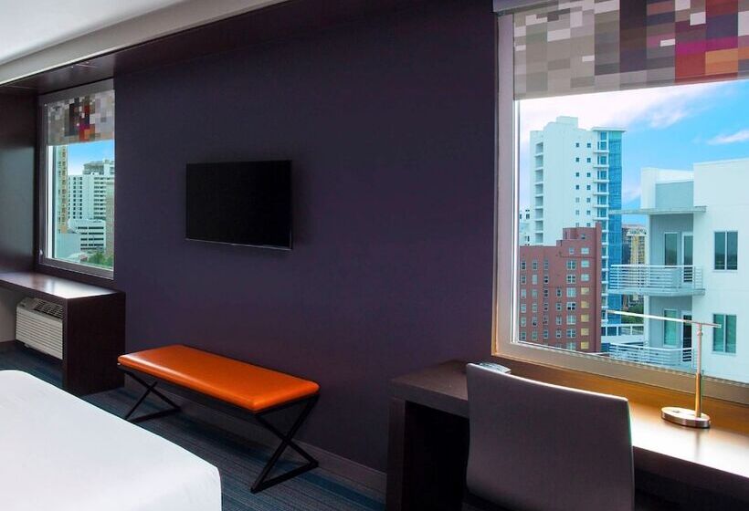 Номер Deluxe Адаптированный для Инвалидов, Aloft Sarasota