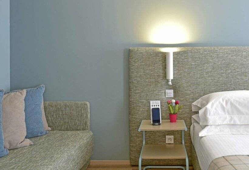 اتاق پنت هاوس, The Editory House Ribeira Porto