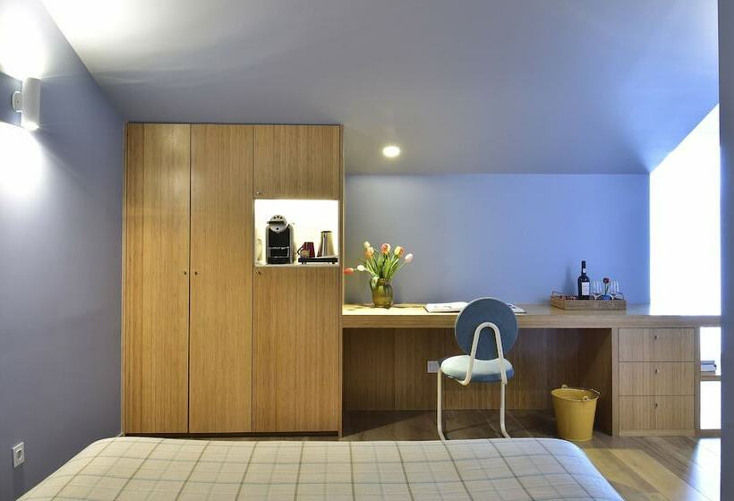 اتاق پنت هاوس, The Editory House Ribeira Porto