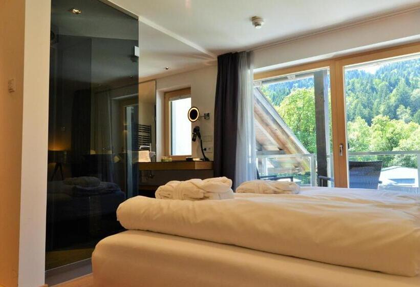 Standardzimmer mit Balkon, Das Graseck   Mountain Hideaway & Health Care