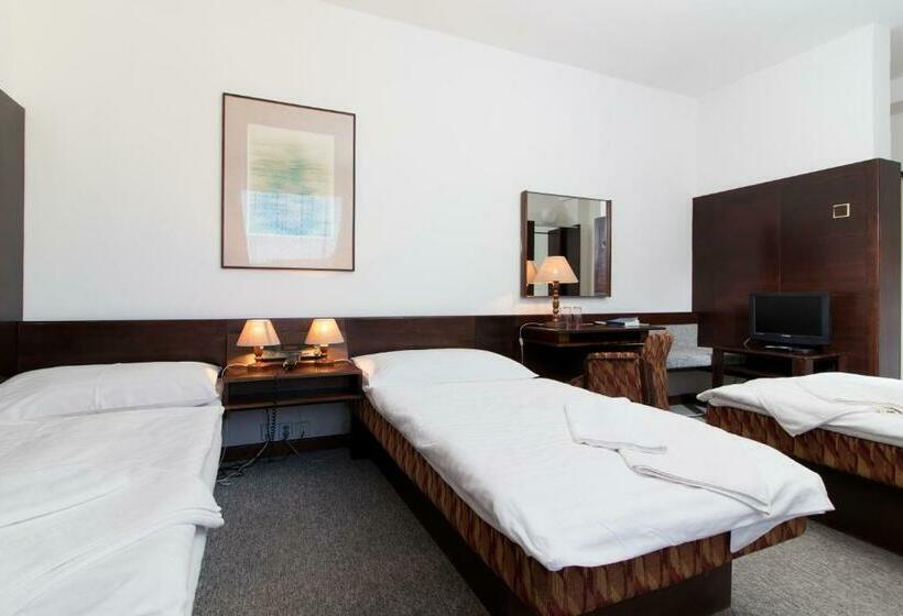 Chambre Triple Standard, Merkur  Jablonec Nad Nisou