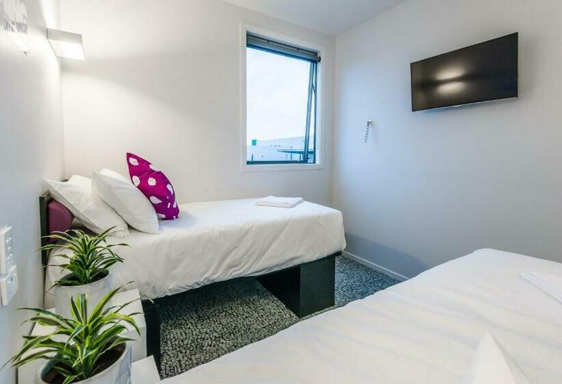 Номер Стандарт, Lylo Christchurch