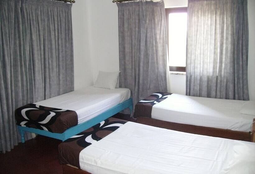 Трехместный Номер Стандарт Совместная Ванная, Ocean View Lagos