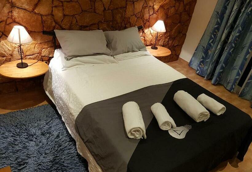 Номер Стандарт, Ocean View Lagos