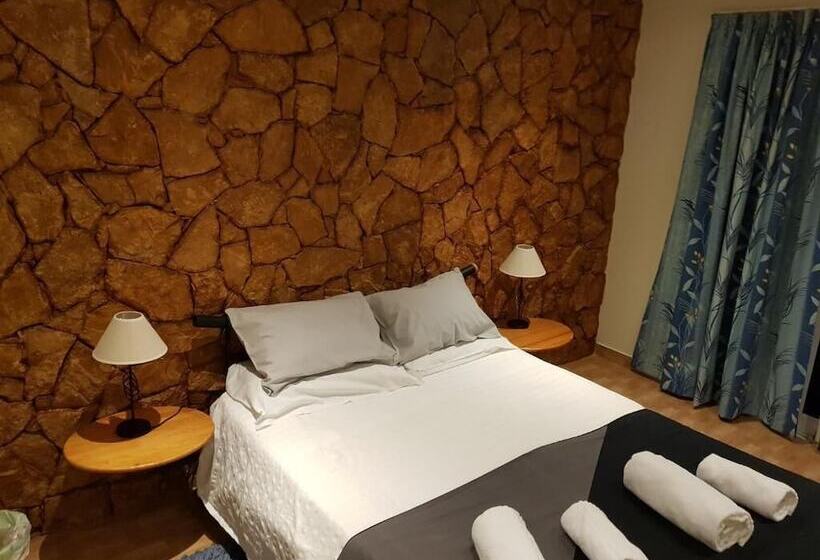 Номер Стандарт, Ocean View Lagos
