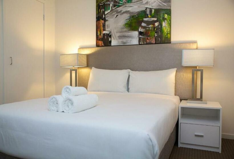 Апартаменты 2 Спальни, Atrio Apartments
