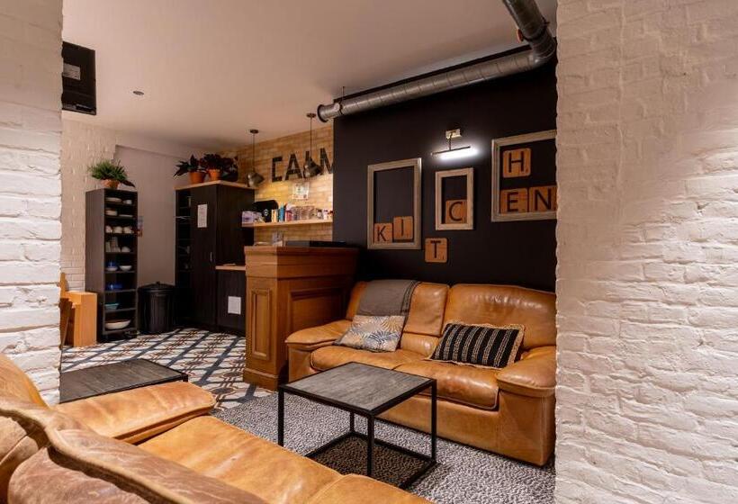 تختخواب در اتاق مشترک, Calm Appart  & Hostel