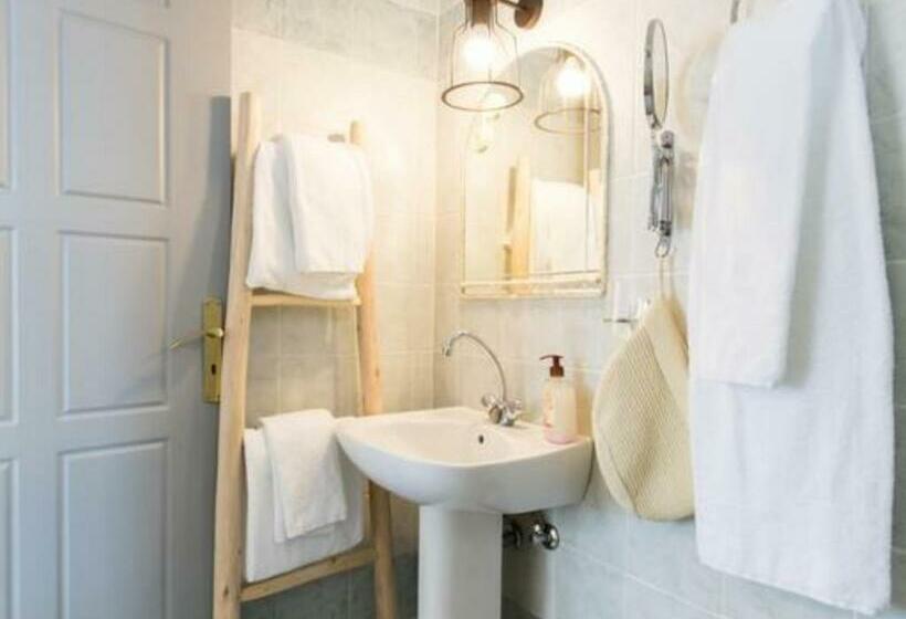 Номер Стандарт, Evi Rooms
