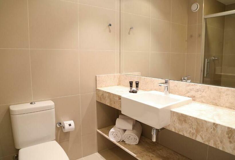 디럭스 룸 킹사이즈 침대, Vitória Hotel Express Dom Pedro