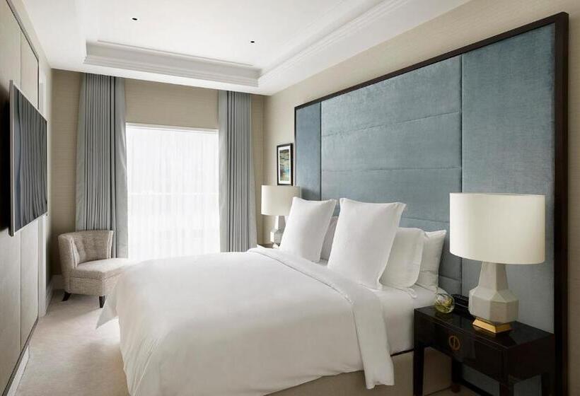 חדר מלכותי, Four Seasons Hotel London At Tower Bridge
