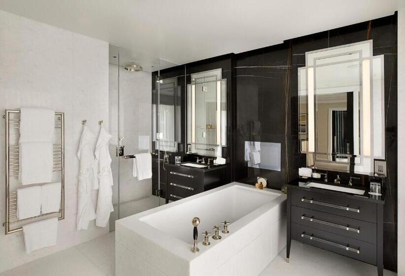 Королевский Номер, Four Seasons Hotel London At Tower Bridge