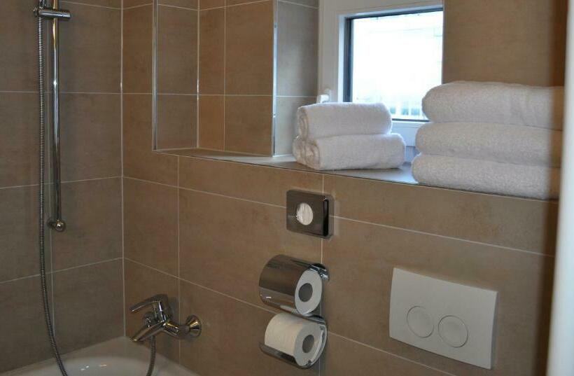 Chambre Quadruple Standard, Goethe Business Hotel By Trip Inn
