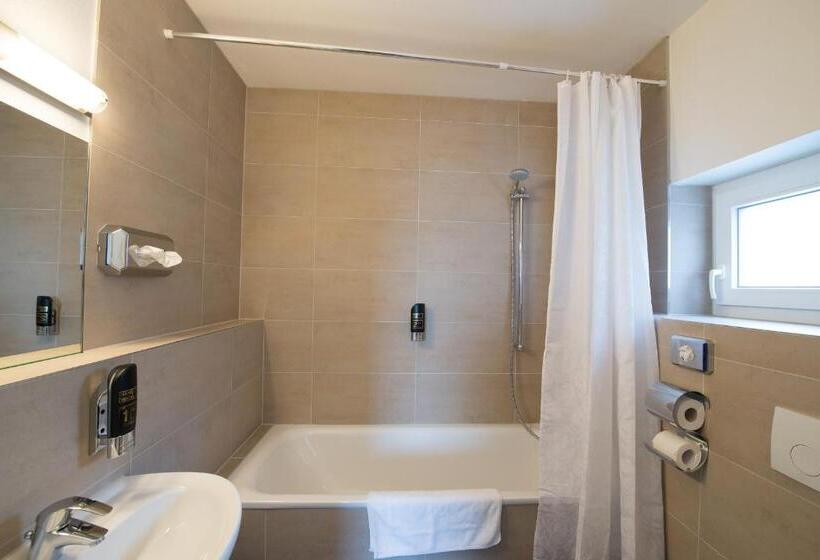 Chambre Triple Standard, Goethe Business Hotel By Trip Inn