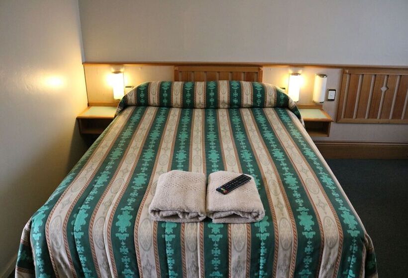 Номер Стандарт, The Hermitage Motel
