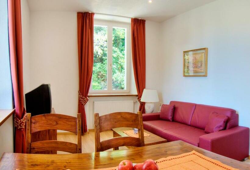 آپارتمان 1 خوابه با بالکن, Apartments Waldquell