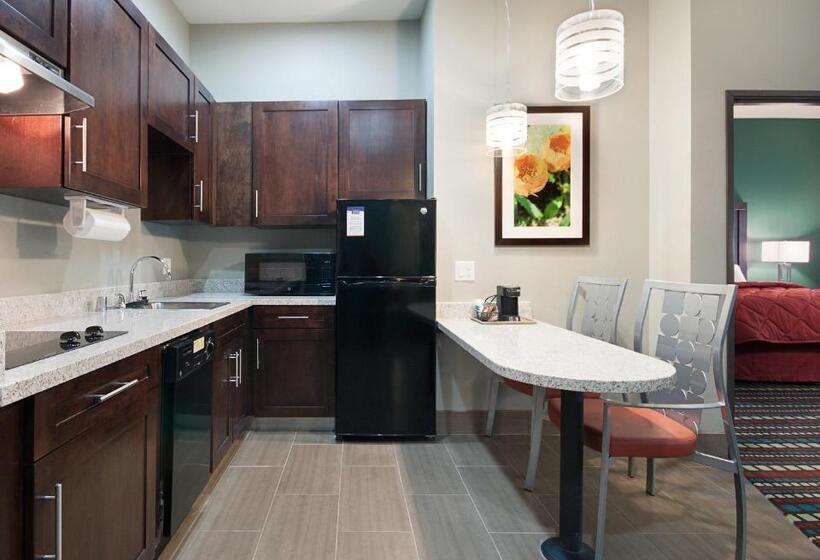 Люкс, Mainstay Suites Hobbs