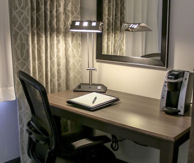 Люкс Адаптированный для Инвалидов, Holiday Inn & Suites Denver Tech Center Centennial, An Ihg