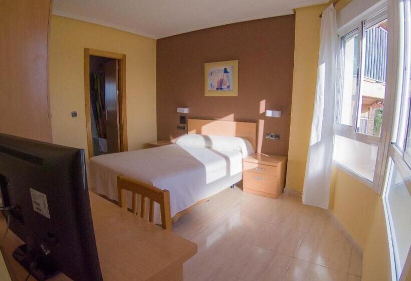 Номер Классический Вид на Город, Hostal Meseguer