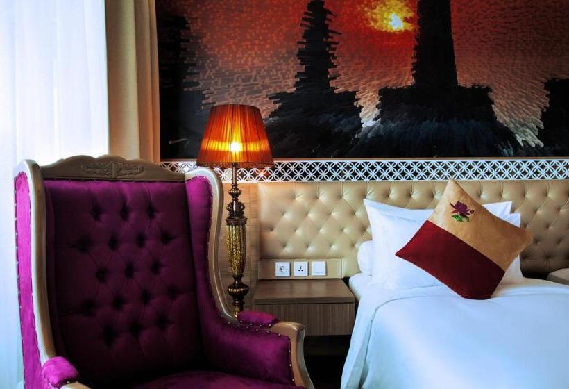 Номер Superior, Grand Mercure Yogyakarta Adi Sucipto