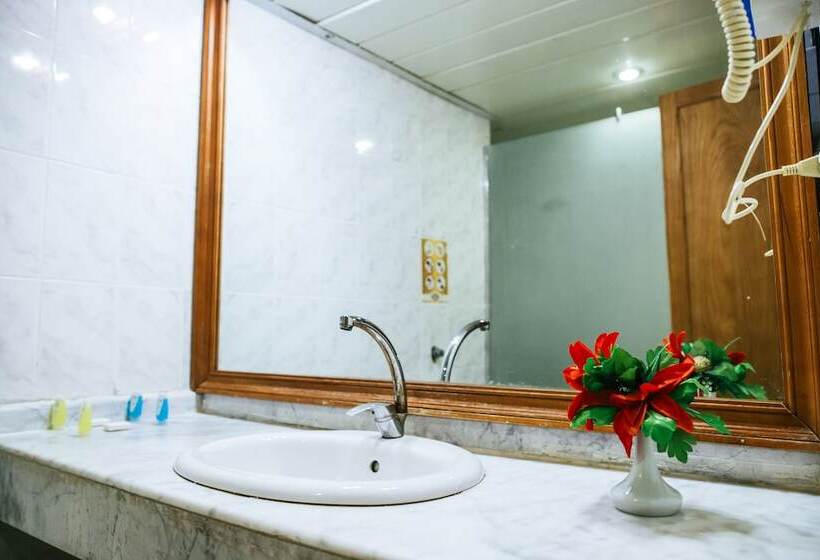 غرفة ديلوكس مطلّة علي البحر, Retal View Resort El Sokhna Aqua Park